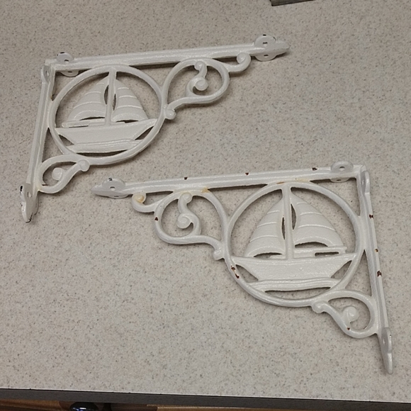 Antique Other - Corbels,2 pc. Key West Antique Ivory, distressed Corbels,EUC